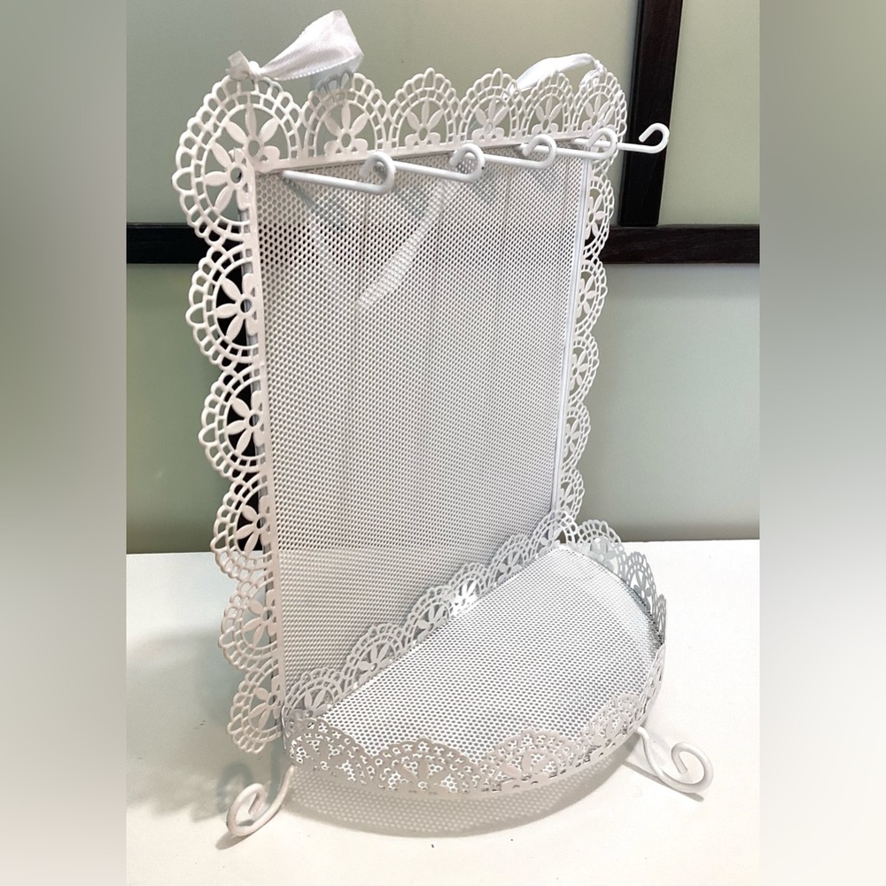 Cute metal mesh Jewelry organizer 10.5”H x 9.5”, 5 hooks - Picture 2 of 3